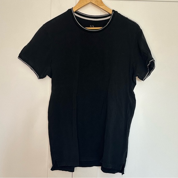 Armani Exchange crew neck T-shirt Large Logo on shoulder casual designer black - Picture 1 of 6